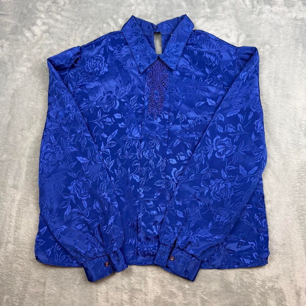 Carol-horn Women's Blue Blouse